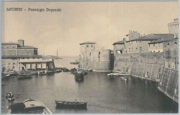 73387  - CARTOLINA d'Epoca: LIVORNO Città -   PASSAGGIO DOGANALE