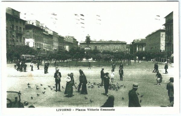 73458  - CARTOLINA d'Epoca: LIVORNO Città -  Piazza  VITTORIO EMANUELE  1928