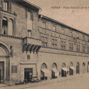aa9916 - CARTOLINA  D'EPOCA - Perugia Città - Piazza Garibaldi  1921
