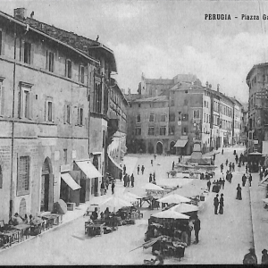 aa9984 - CARTOLINA  D'EPOCA - Perugia Città - Piazza Garibaldi  1908