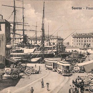 ab7121 -  CARTOLINA  D'EPOCA - Savona Città - Piazza Caricamento