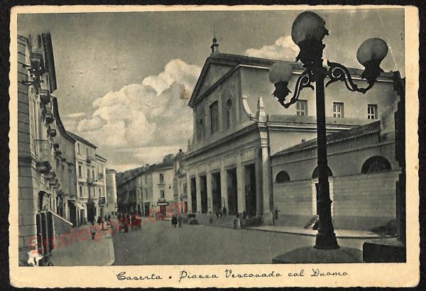 ae4595 - CARTOLINA D'EPOCA - Caserta Città - Piazza