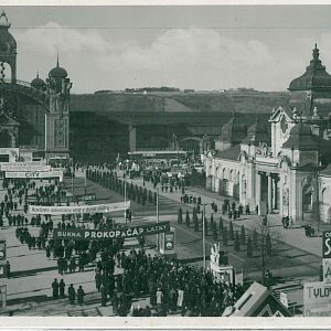 05982 - CZECH  Czechoslovakia - Vintage POSTCARD -- PRAHA PRAGUE  1938