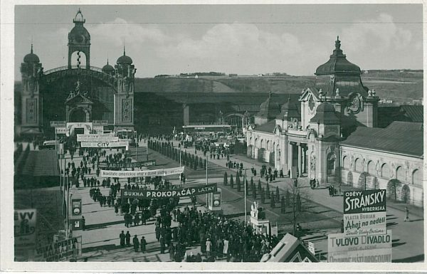 05982 - CZECH  Czechoslovakia - Vintage POSTCARD -- PRAHA PRAGUE  1938