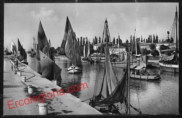 ai0811 - CARTOLINA D'EPOCA - Rimini Città