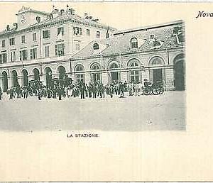 27482  CARTOLINA d'Epoca - NOVARA Città - STAZIONE TRENI  FERROVIARIA