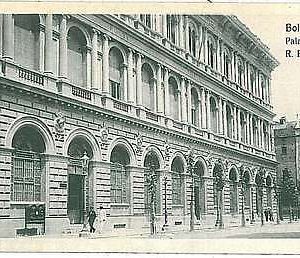 27910   CARTOLINA d'Epoca BOLOGNA  - PALAZZO  POSTE