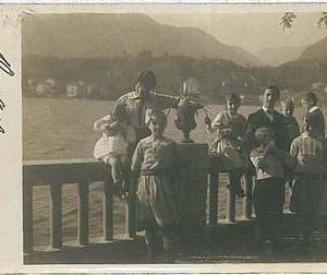 27688    CARTOLINA d'Epoca VERBANIA provincia : Omegna - FOTOGRAFICA - BELLA!