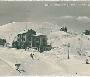 27656   CARTOLINA d'Epoca VERBANIA provincia : Mottarone 1948