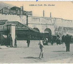 VINTAGE POSTCARD - GIBRALTAR: THE MARKET