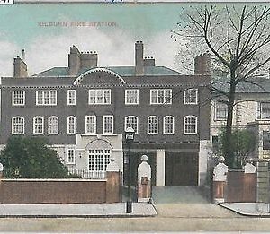 55247  -  GREAT BRITAIN -  VINTAGE POSTCARD :  Kilburn, London - FIRE STATION