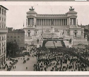 ab0505 - POSTAL VINTAGE - ROMA Ciudad: El Monumento a Vittorio Emanuele II