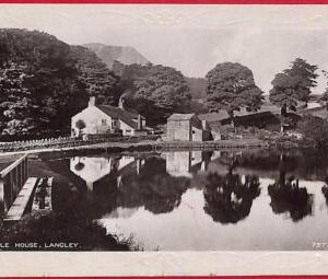 ai0280 -  GREAT BRITAIN - VINTAGE POSTCARD - Langley, Hole House