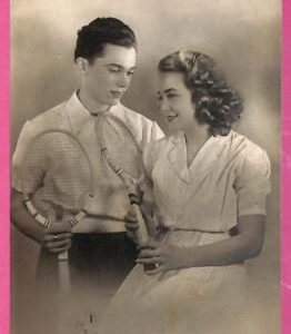 af9446 - VINTAGE  Advertising Illustrated POSTCARD - TENNIS 1941