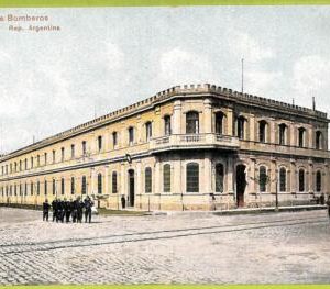 af0322 - ARGENTINA - VINTAGE POSTCARD - Buenos Aires - Cuartel de Bomberos