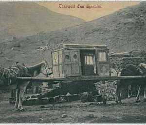35328 - Middle East -  VINTAGE  POSTCARD - ETHNIC Transport d'un Dignitaire 1922