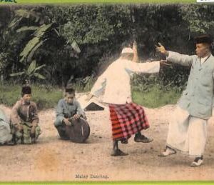 ae9314 - SINGAPORE -  VINTAGE POSTCARD - Malay Dancing - 1914