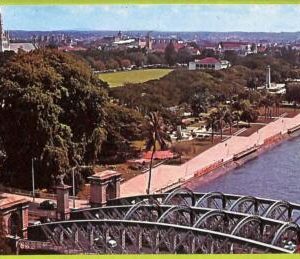 ae9213 - SINGAPORE -  VINTAGE POSTCARD