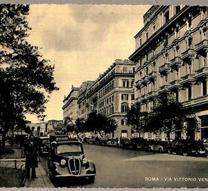 ab0615 - VINTAGE POSTCARD - ROME City: Via Vittorio Veneto