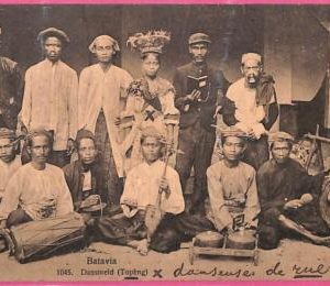 af9003 - INDONESIA - Vintage POSTCARD - Batavia - Ethnic