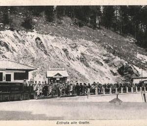 ac0811 - Ansichtskarten  VINTAGE   POSTCARD - SLOVENIA - entrata alle Grotte