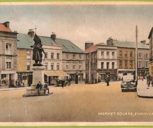 ac9243 - IRELAND - VINTAGE POSTCARD -  Enniscorthy, Market Square  - 1950