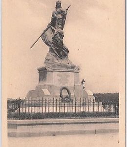 CARTOLINA d'Epoca - CALTANISETTA Citta' : MONUMENTO AI CADUTI