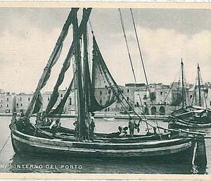 34368   CARTOLINA d'Epoca BARI  - Trani