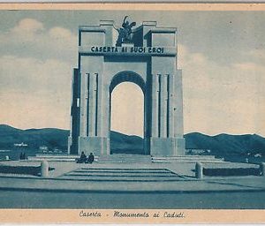 44110 - CARTOLINA d'Epoca - CASERTA Città : Monumento ai Caduti