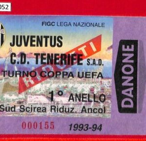 C1052 - Vecchio  BIGLIETTO PARTITA CALCIO - 1993/94  JUVENTUS  vs  TENERIFE