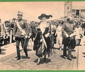 ah0975 - VINTAGE POSTCARD - ROYALTY  Spain