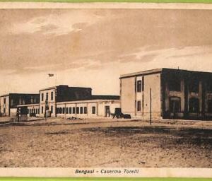 af5887 - LIBYA - VINTAGE POSTCARD - Bengasi - Caserma Torelli