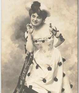 61931 - VINTAGE POSTCARD - CINEMA, Decla Emma