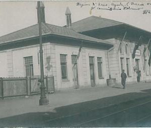 18004 -TURKEY- VINTAGE POSTCARD - Edirne Adrianople - PHOTOGRAFIC: TRAIN STATION
