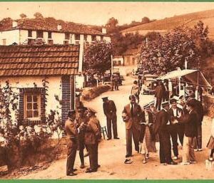 ah2964 - FRANCE - VINTAGE POSTCARD - Ainhoa - Fernandel movie