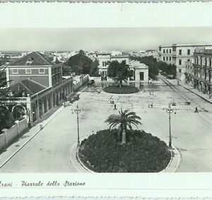 98028 - CARTOLINA d'Epoca -  BARI provincia   -  TRANI  1950