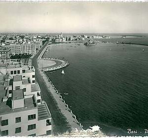 34304  CARTOLINA d'Epoca BARI Città  - PANORAMA 1950