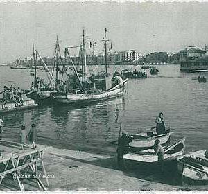 34287  CARTOLINA d'Epoca BARI Città  - Porto 1958