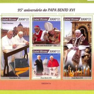B0395 - GUINE-BISSAU - ERROR MISPERF Stamp Sheet - 2022 - Pope Benedict XVI