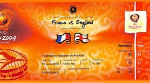 C2335- Vecchio BIGLIETTO PARTITA CALCIO- 2004 FRANCE VS ENGLAND