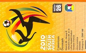 C2373- Vecchio BIGLIETTO PARTITA CALCIO- 2010  CAMEROON VS DENMARK