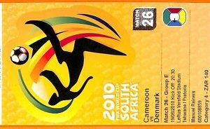 C2374- Vecchio BIGLIETTO PARTITA CALCIO- 2010  CAMEROON VS DENMARK