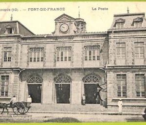 ae9138 - MARTINIQUE -  VINTAGE  POSTCARD - Fort-de-France