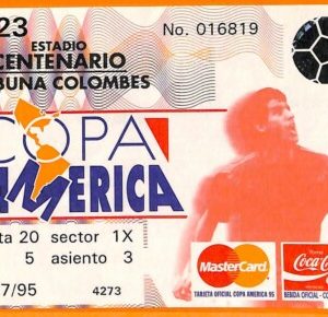 C2271- Vecchio BIGLIETTO PARTITA CALCIO- 1995 URUGUAY VS COLOMBIA