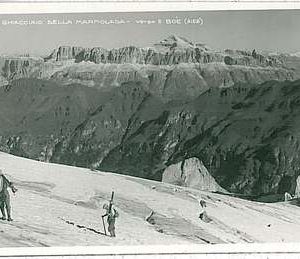 34445  CARTOLINA d'Epoca BELLUNO provincia - Marmolada FOTOGRAFICA sciatori
