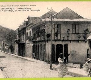 ae9139 - MARTINIQUE -  VINTAGE  POSTCARD - Saint-Pierre