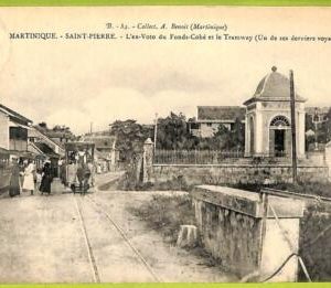 ae9126 - MARTINIQUE -  VINTAGE  POSTCARD - Saint-Pierre