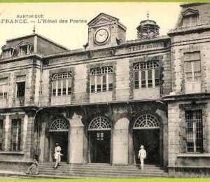 ae9125 - MARTINIQUE -  VINTAGE  POSTCARD -  Fort-de-France