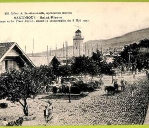ae9122 - MARTINIQUE -  VINTAGE  POSTCARD - Saint-Pierre