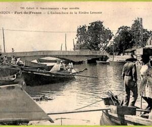 ae9120 - MARTINIQUE -  VINTAGE  POSTCARD -  Fort-de-France